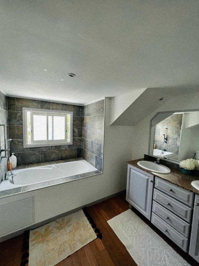 Villa Kazabona Saint-Pierre Centre - Chambres D'Hote エクステリア 写真